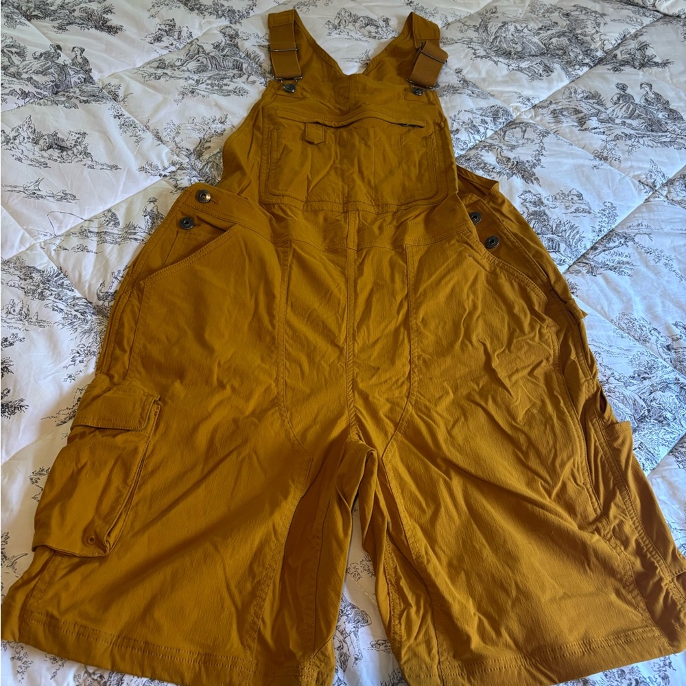 Duluth Gardening overalls